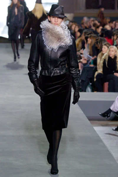 Look 29